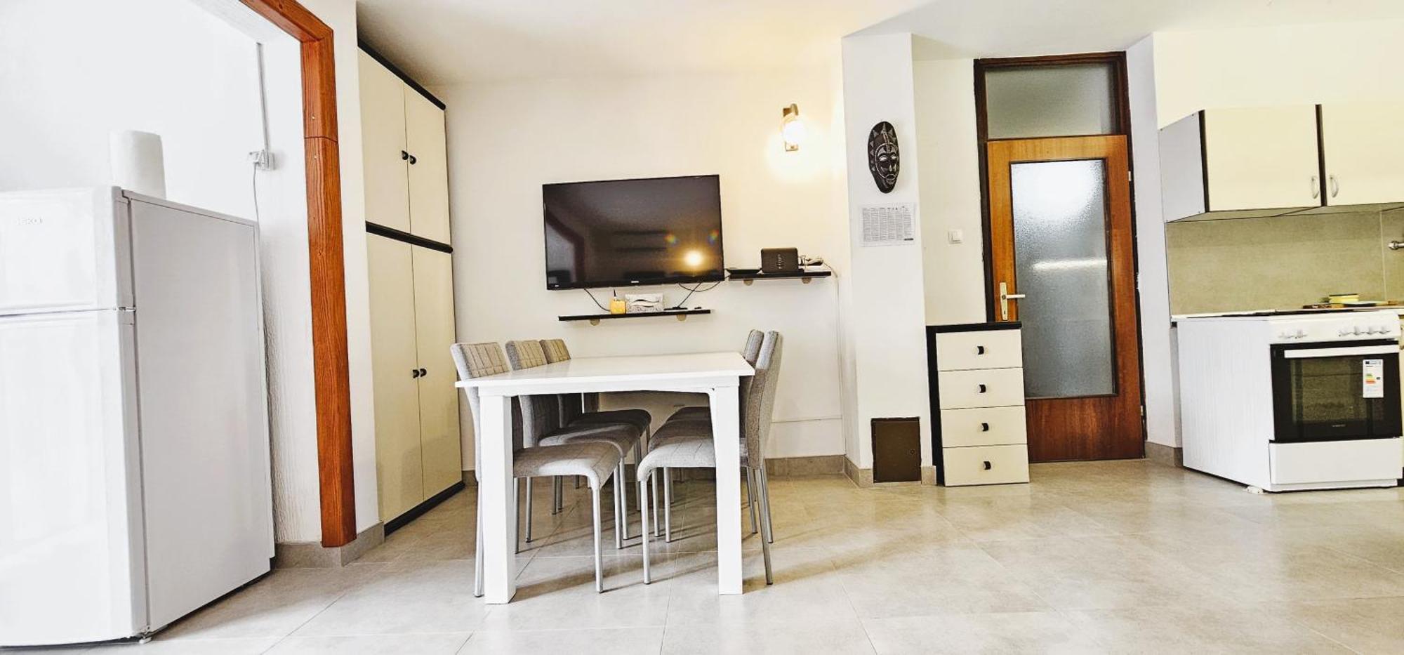 Mirna Apartment Skunca