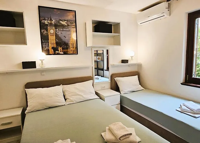 Apartment Mirna