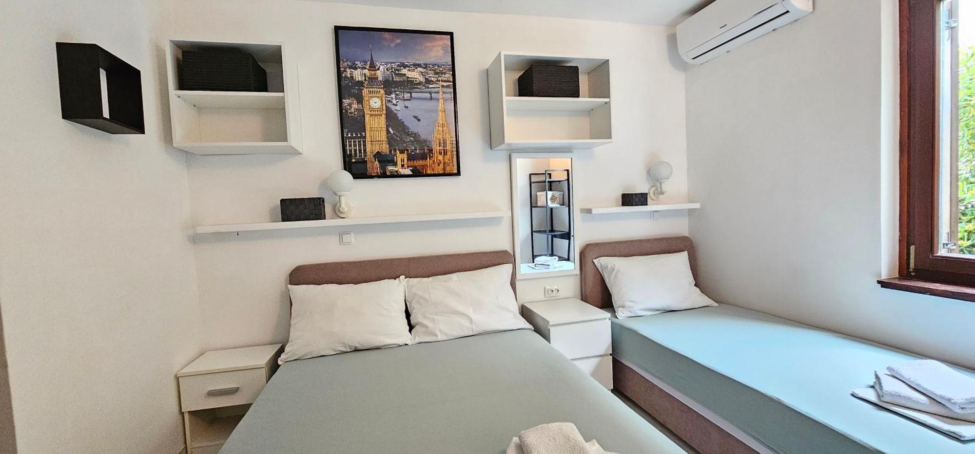 Apartment Mirna *